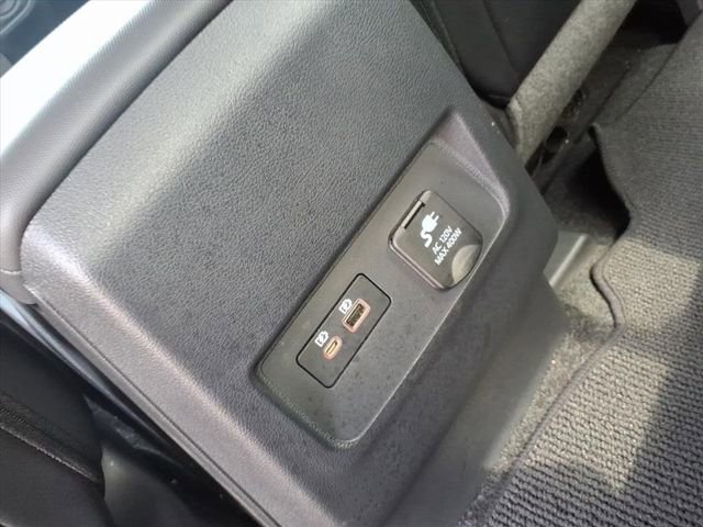 Certified 2024 Nissan Frontier SL image 23