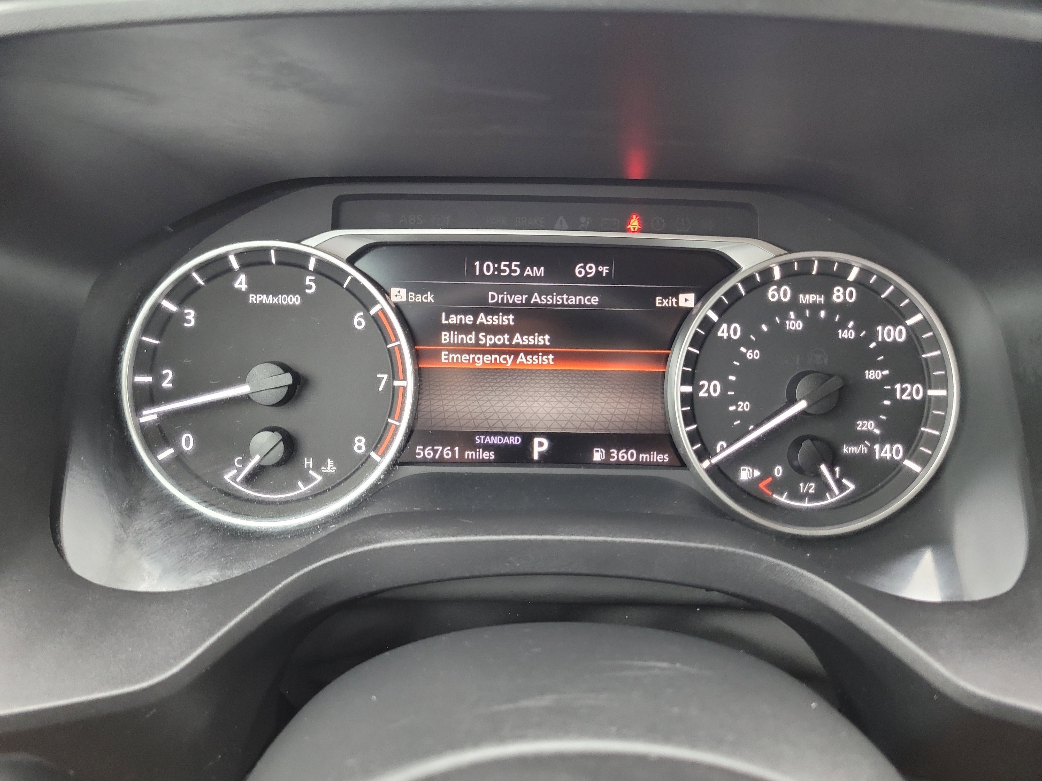 Used 2023 Nissan Rogue S image 30