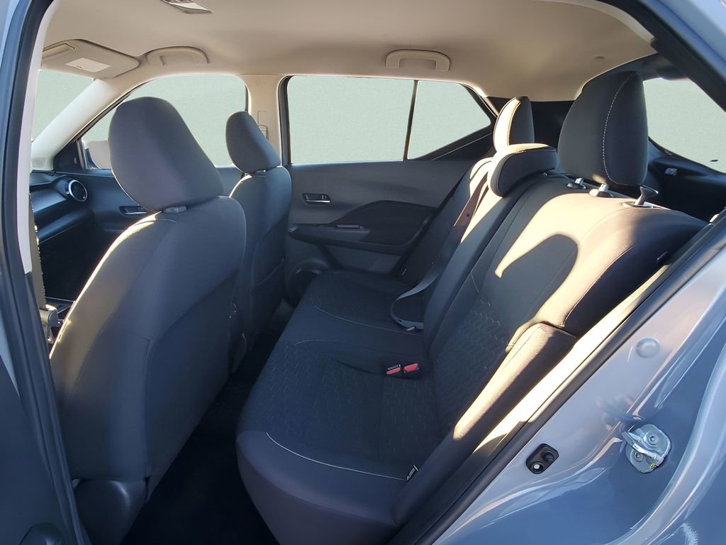 Used 2022 Nissan Kicks SV image 23