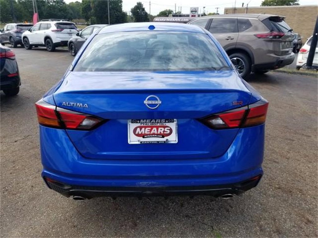 New 2025 Nissan Altima 2.5 SR image 5