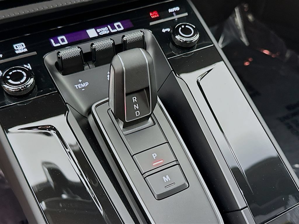 New 2026 Porsche 911 GTS RWD image 18