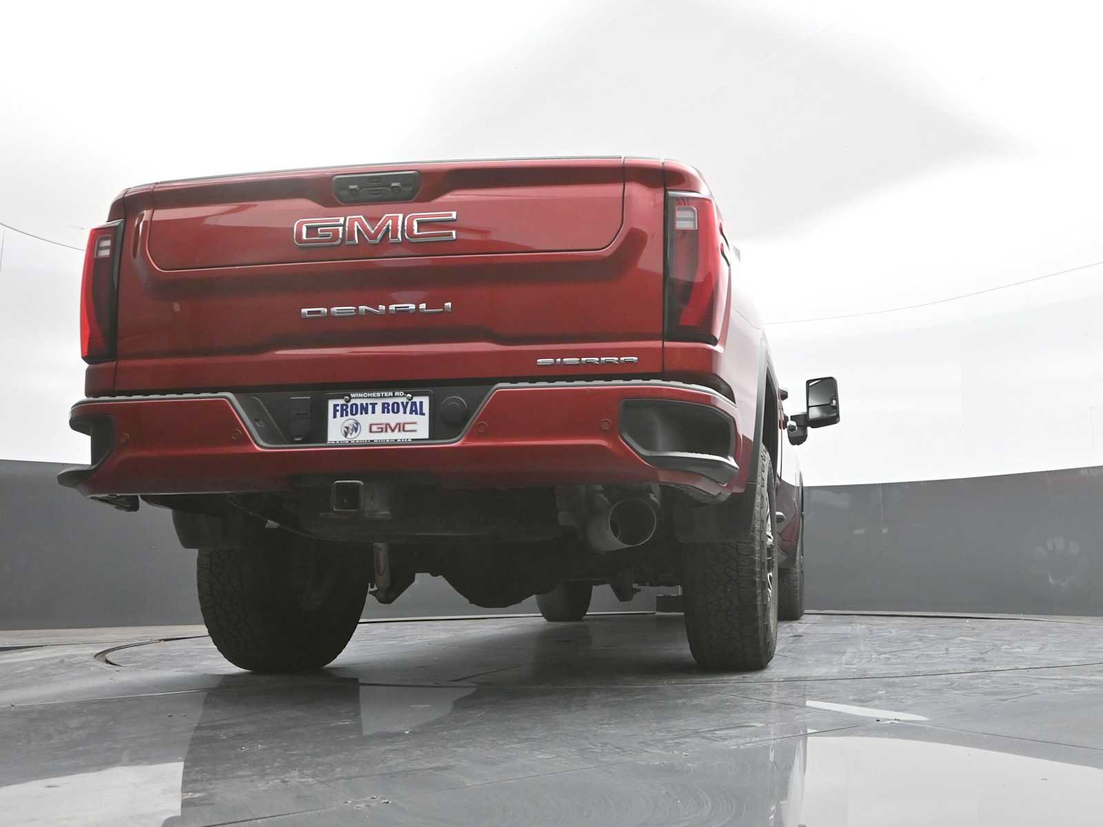 Used 2024 GMC Sierra 2500 Denali w/ Technology Package AWD/4WD image 36
