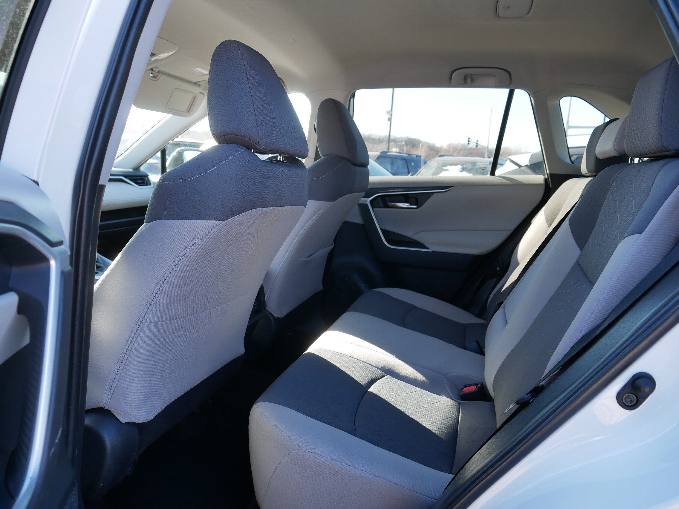 Used 2023 Toyota RAV4 XLE image 16