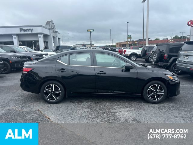 Used 2024 Nissan Sentra SV FWD image 9