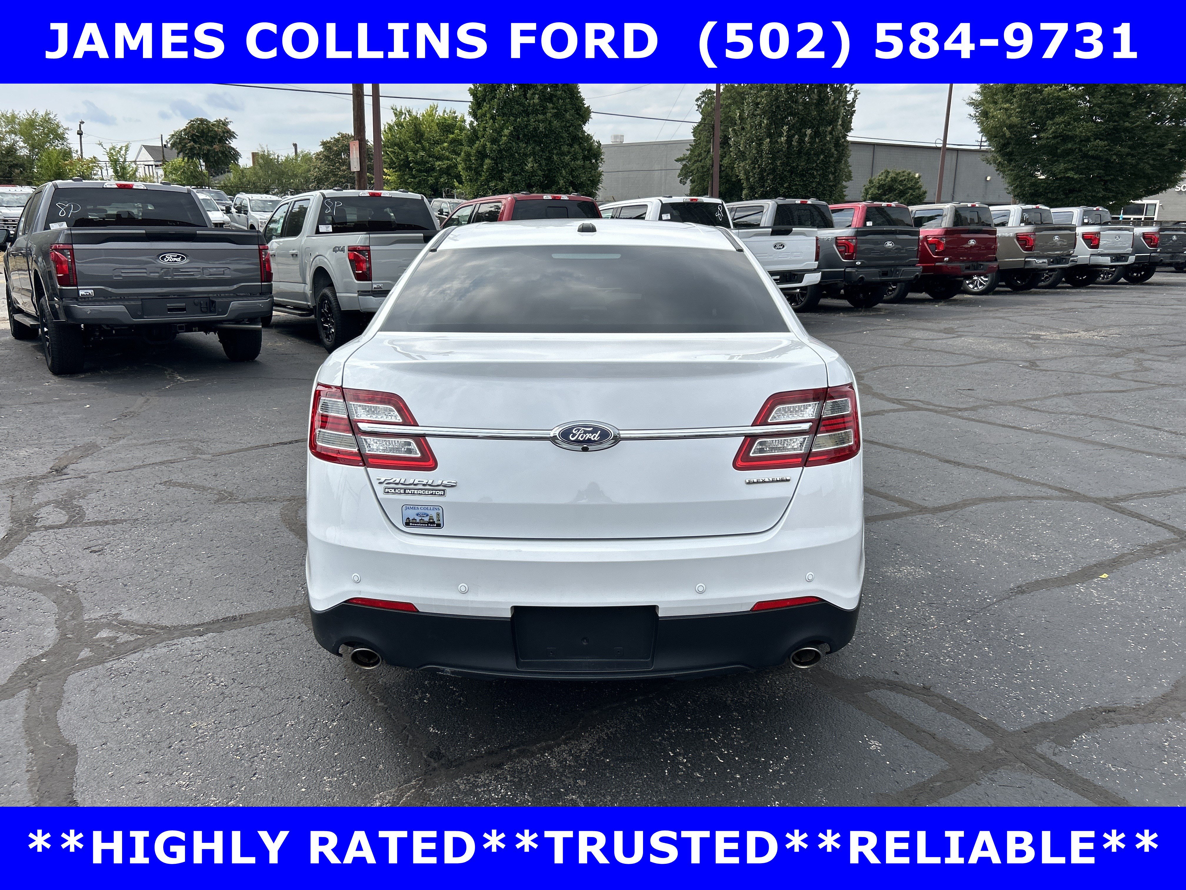 Used 2017 Ford Taurus SE FWD image 8