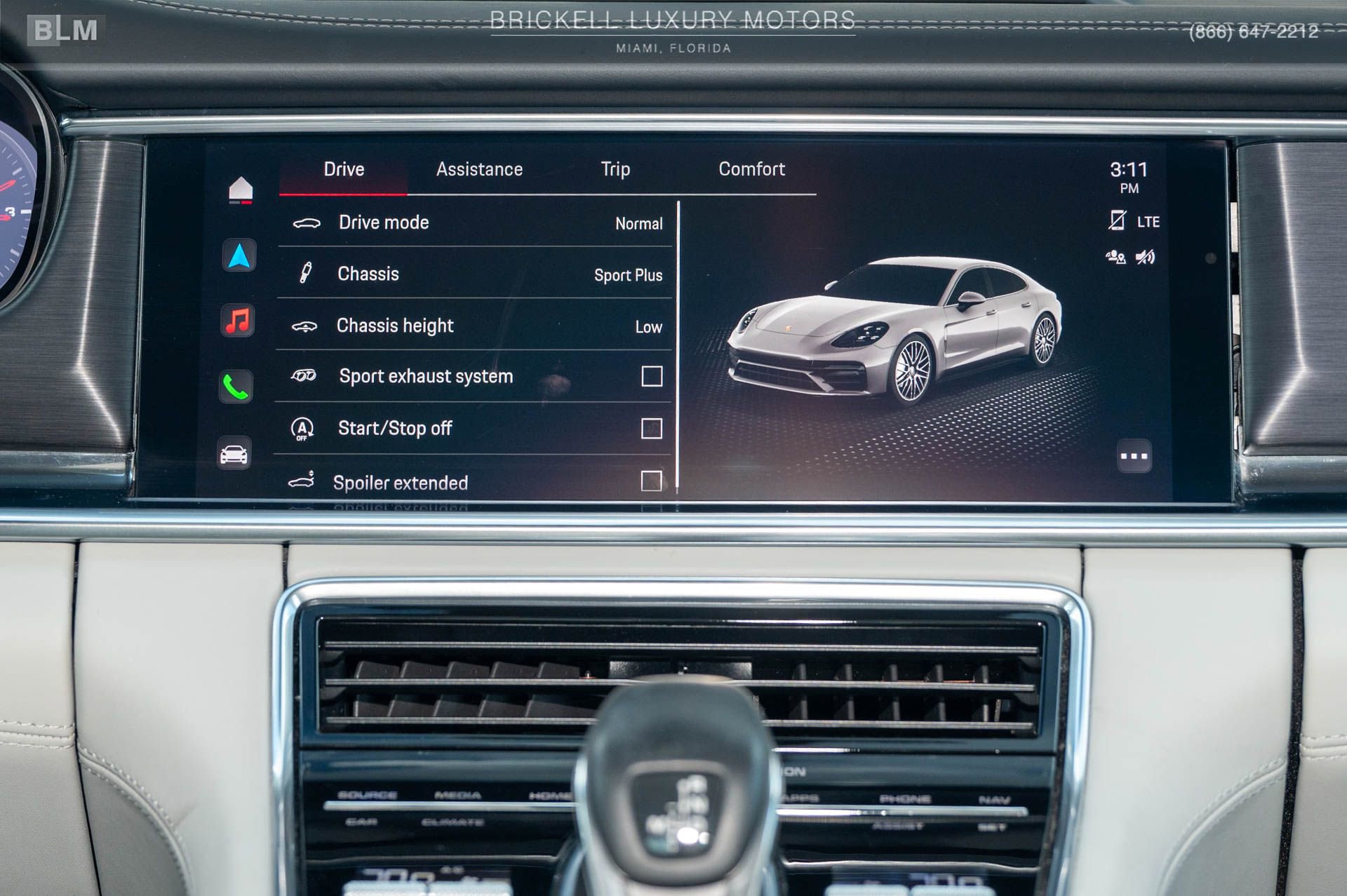 Used 2022 Porsche Panamera GTS image 22