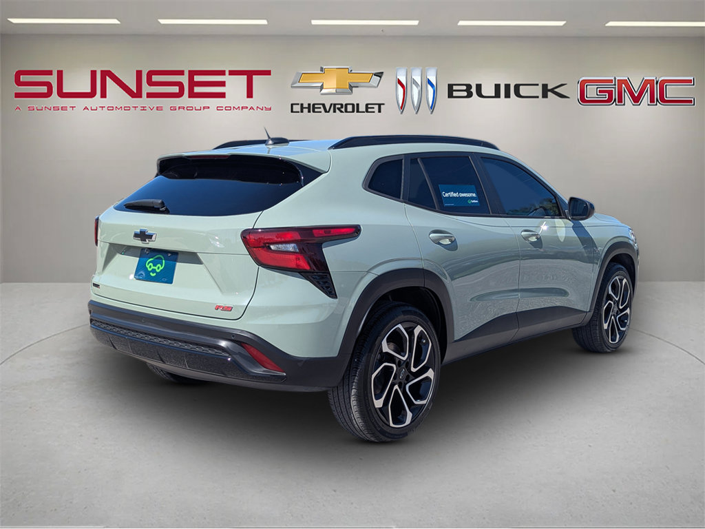 Certified 2024 Chevrolet Trax RS w/ Sunroof Package FWD image 7