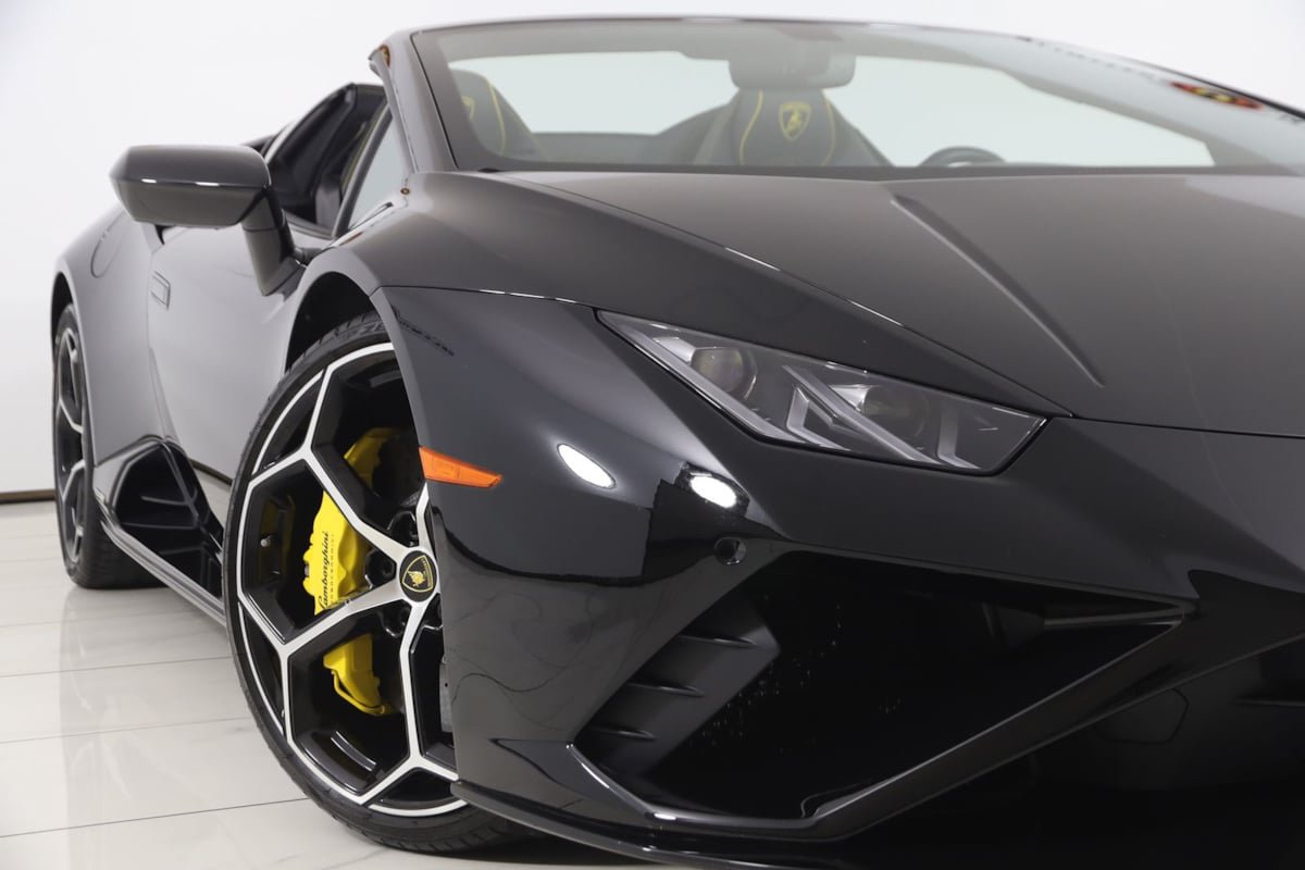 Used 2023 Lamborghini Huracan EVO RWD image 26