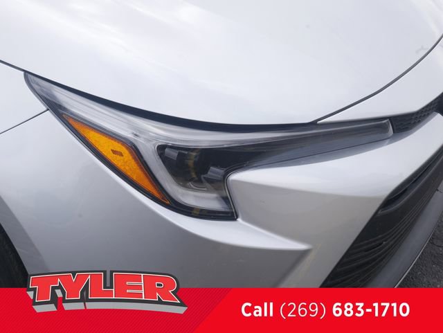 Used 2023 Toyota Corolla LE w/ LE Convenience Package image 10