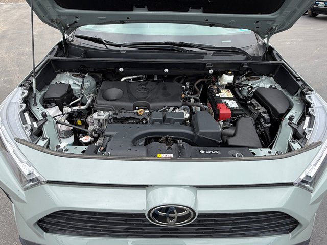 Certified 2022 Toyota RAV4 XLE w/ Convenience Package AWD/4WD image 33