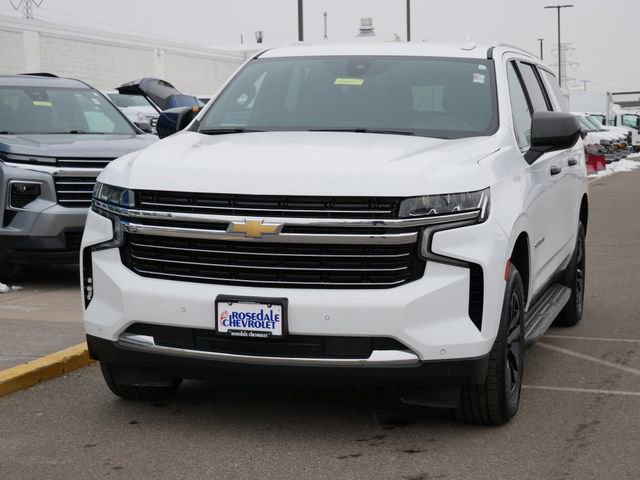 Used 2022 Chevrolet Suburban LT image 3