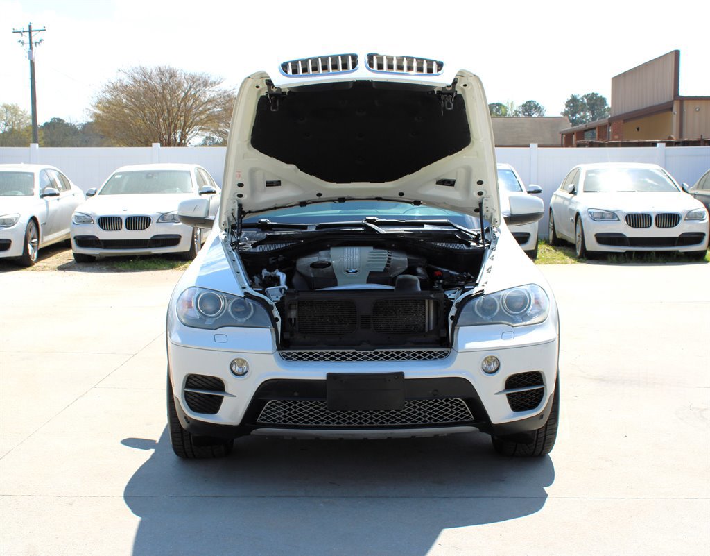 Used 2013 BMW X5 xDrive35d image 38