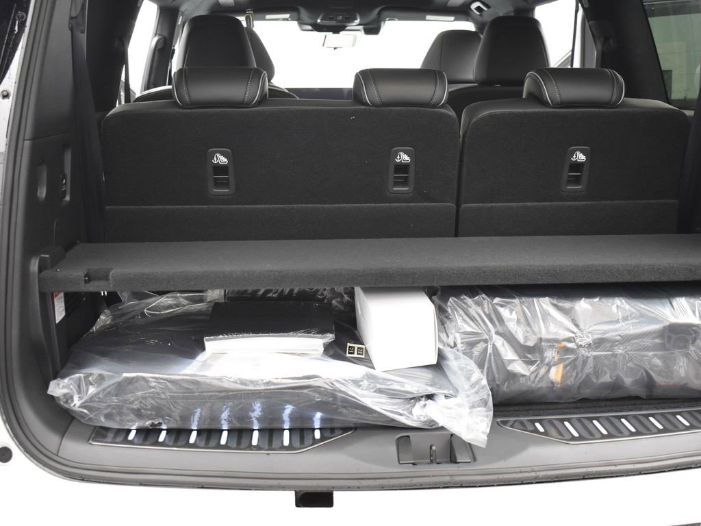 New 2026 INFINITI QX80 Autograph image 24