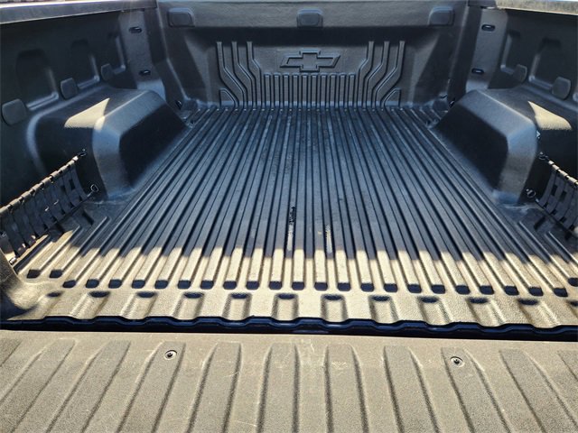 Used 2023 Chevrolet Silverado 1500 LT image 32