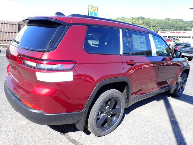 New 2025 Jeep Grand Cherokee L Altitude image 7