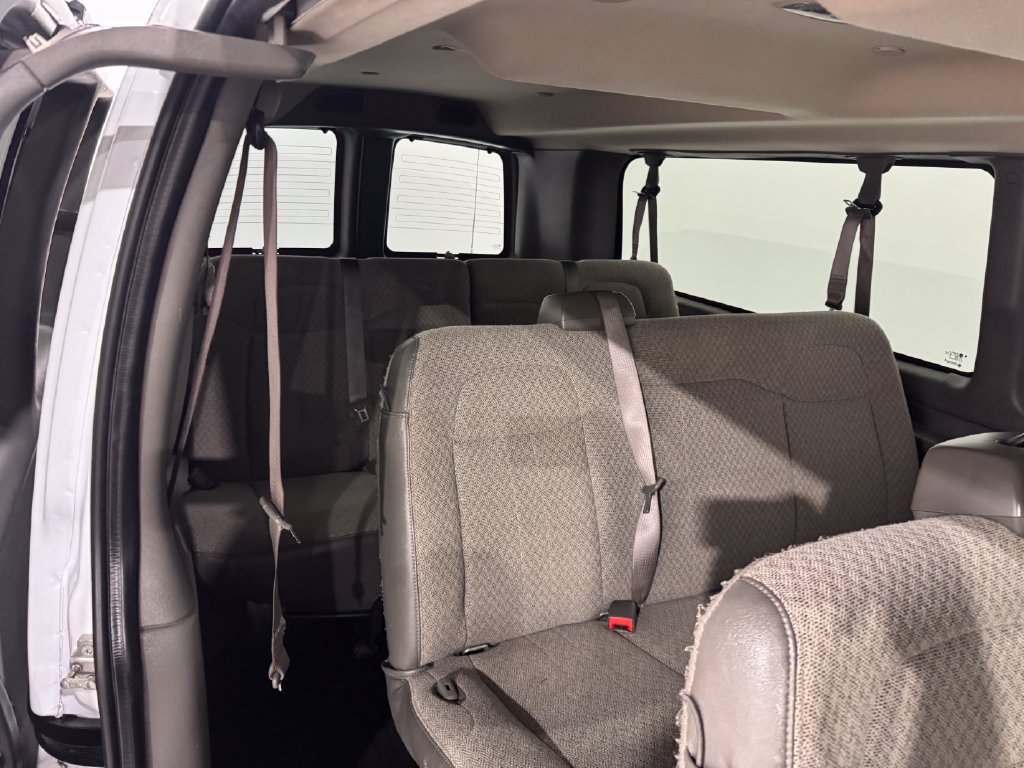 Used 2023 Chevrolet Express 3500 LS RWD image 21