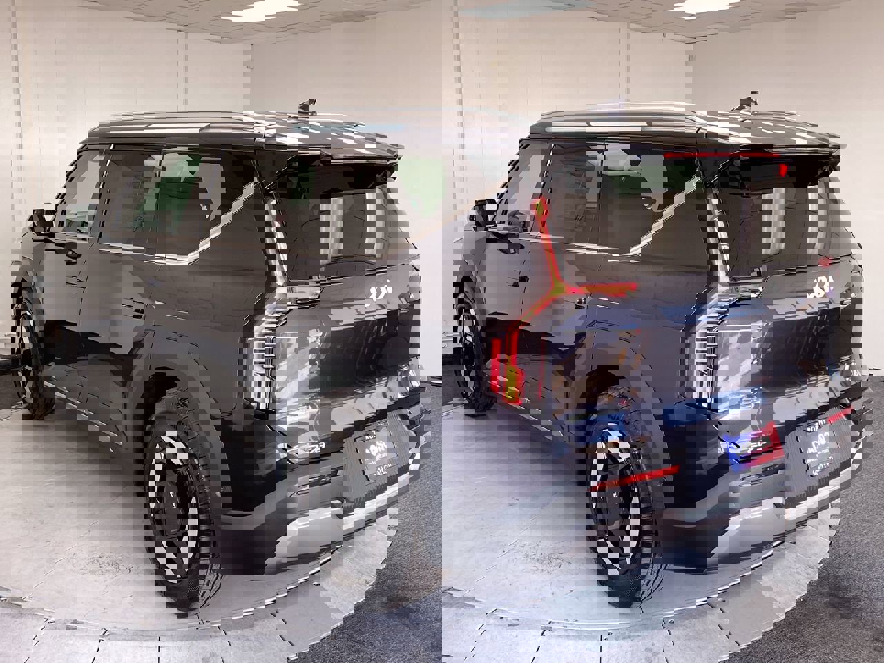 New 2026 Kia EV9 Wind image 3