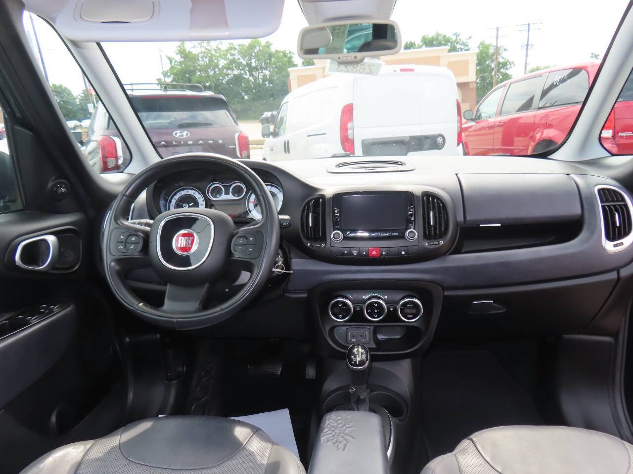 Used 2015 FIAT 500L Trekking FWD image 39