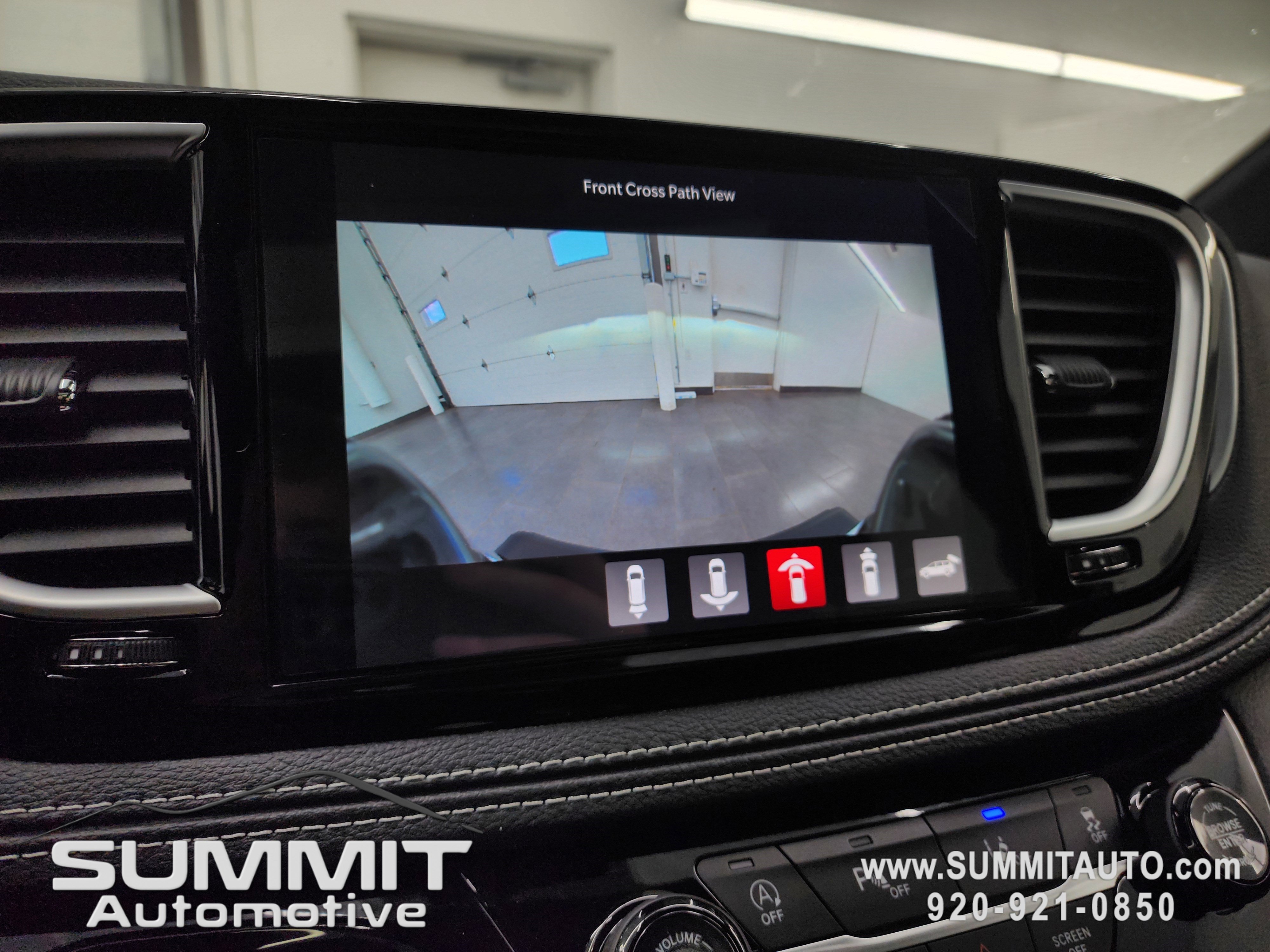 New 2026 Chrysler Pacifica Limited w/ S Appearance Package image 19