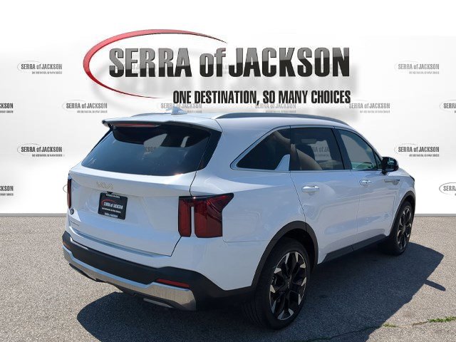 Certified 2025 Kia Sorento EX image 8