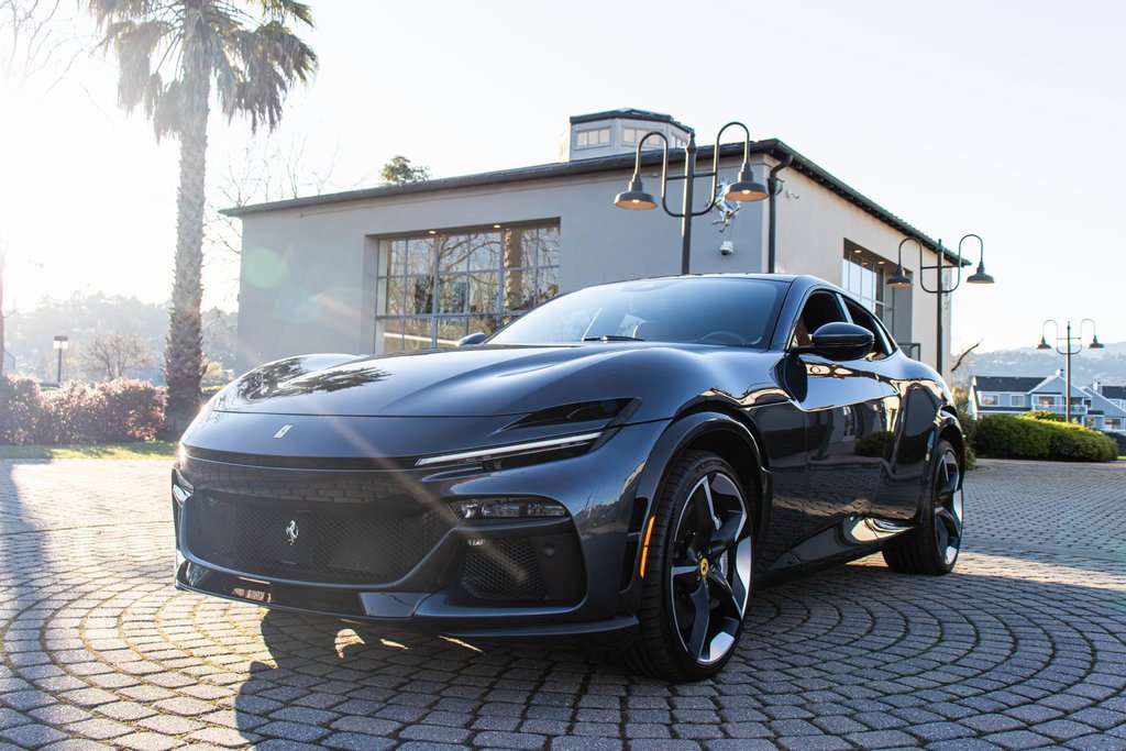 Certified 2024 Ferrari Purosangue Base image 28