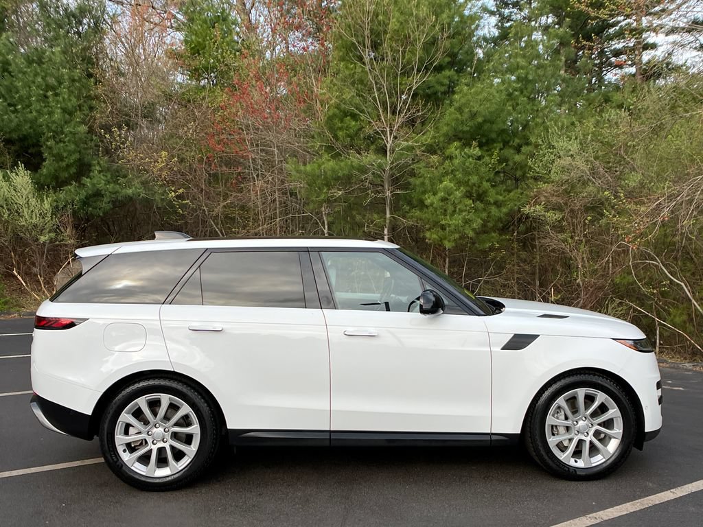 Used 2023 Land Rover Range Rover Sport SE AWD/4WD image 6