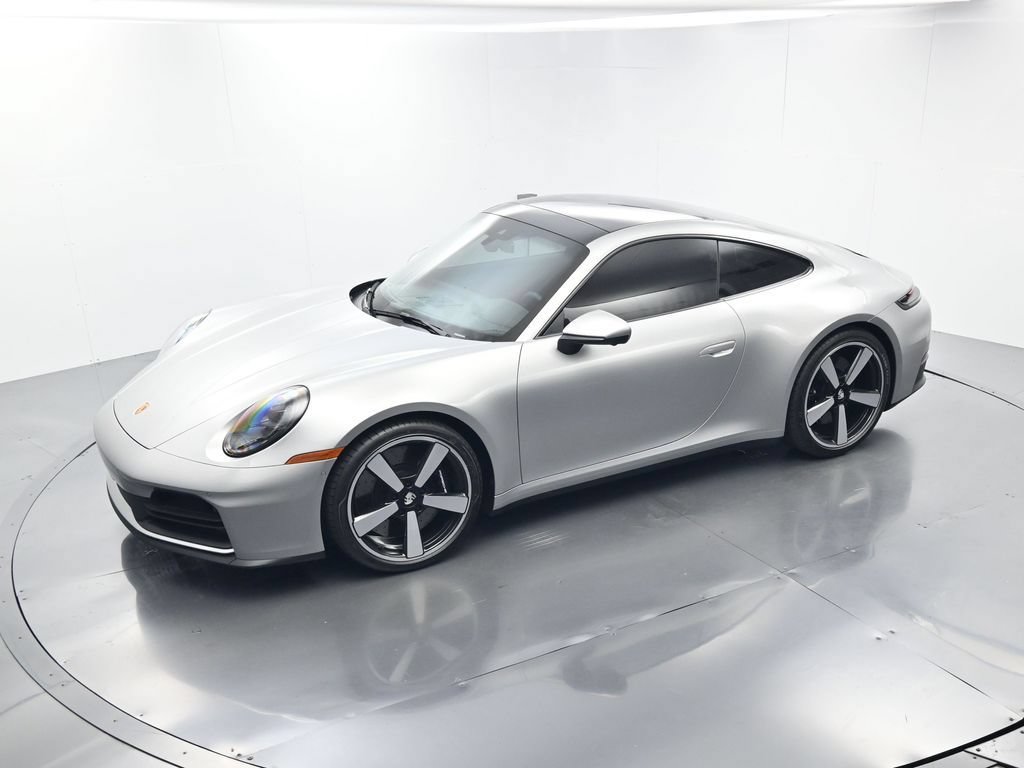 Certified 2025 Porsche 911 Carrera S RWD image 34