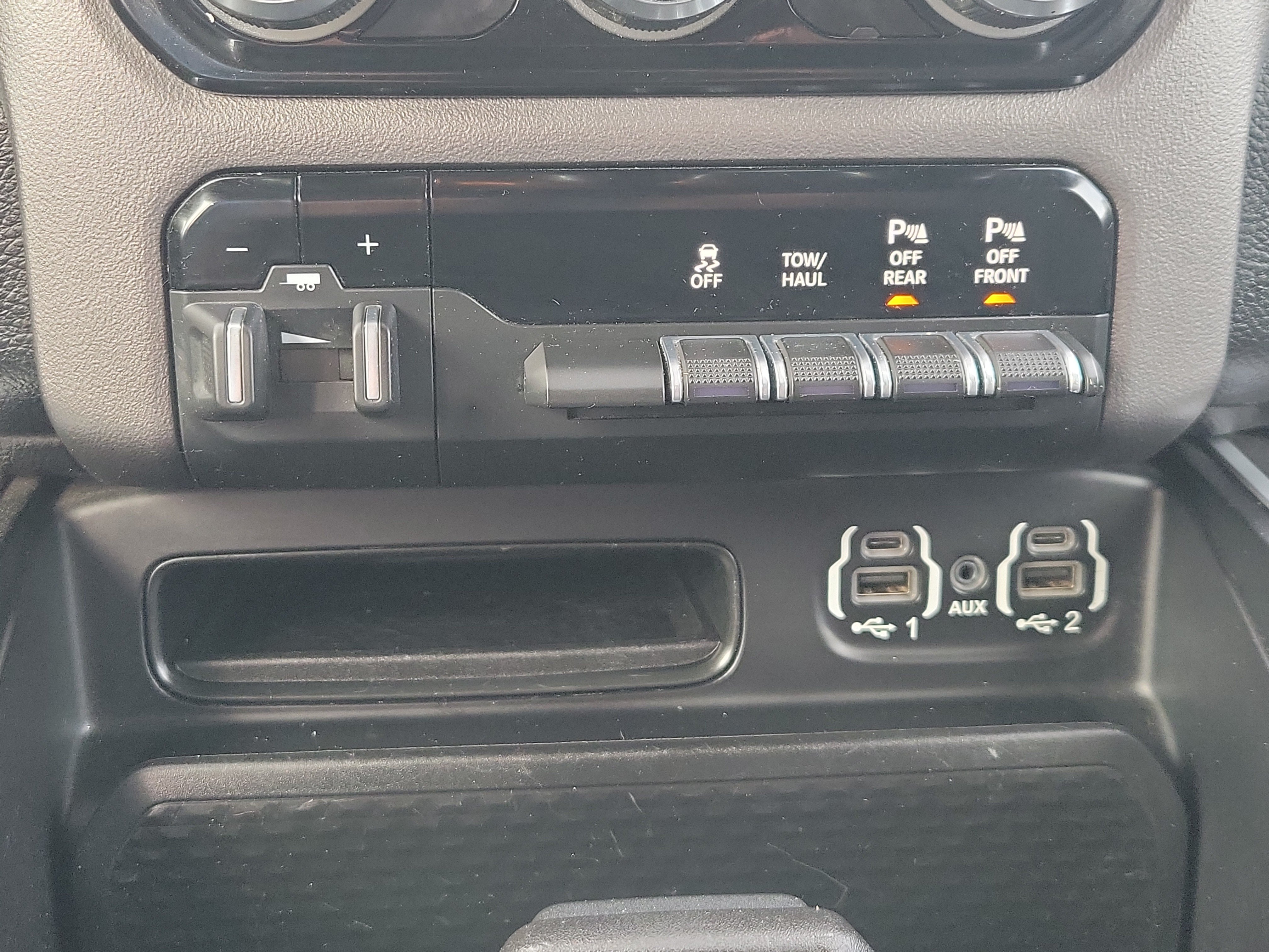 Used 2021 RAM 1500 Big Horn AWD/4WD image 29