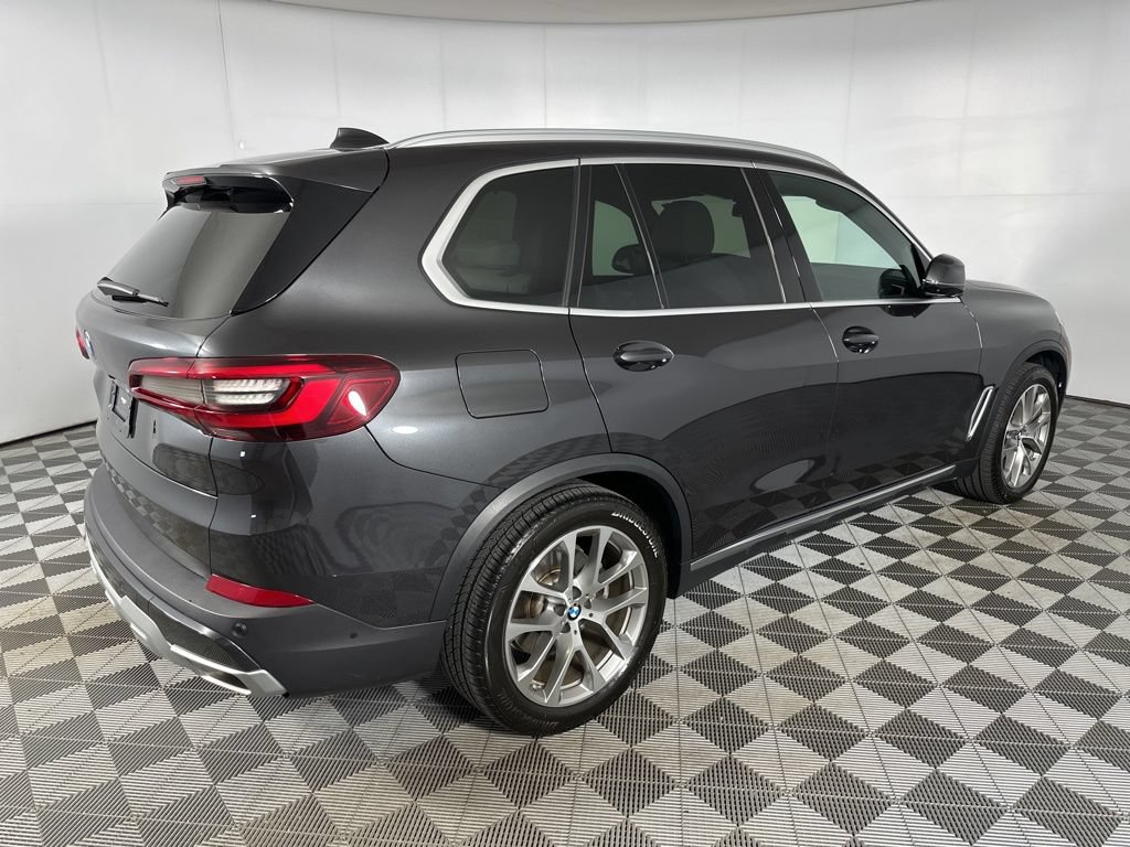 Certified 2023 BMW X5 xDrive40i w/ Premium Package AWD/4WD image 29