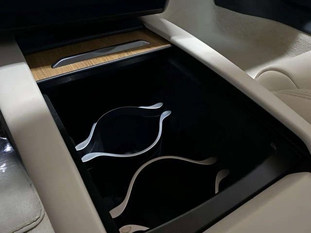 Used 2018 Tesla Model S 75D image 57