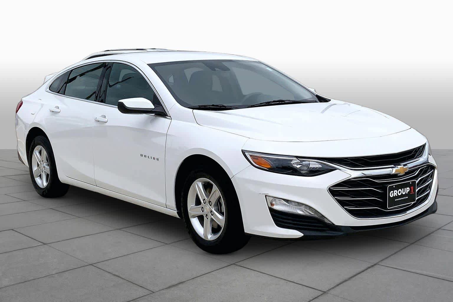 Used 2023 Chevrolet Malibu LT FWD image 3