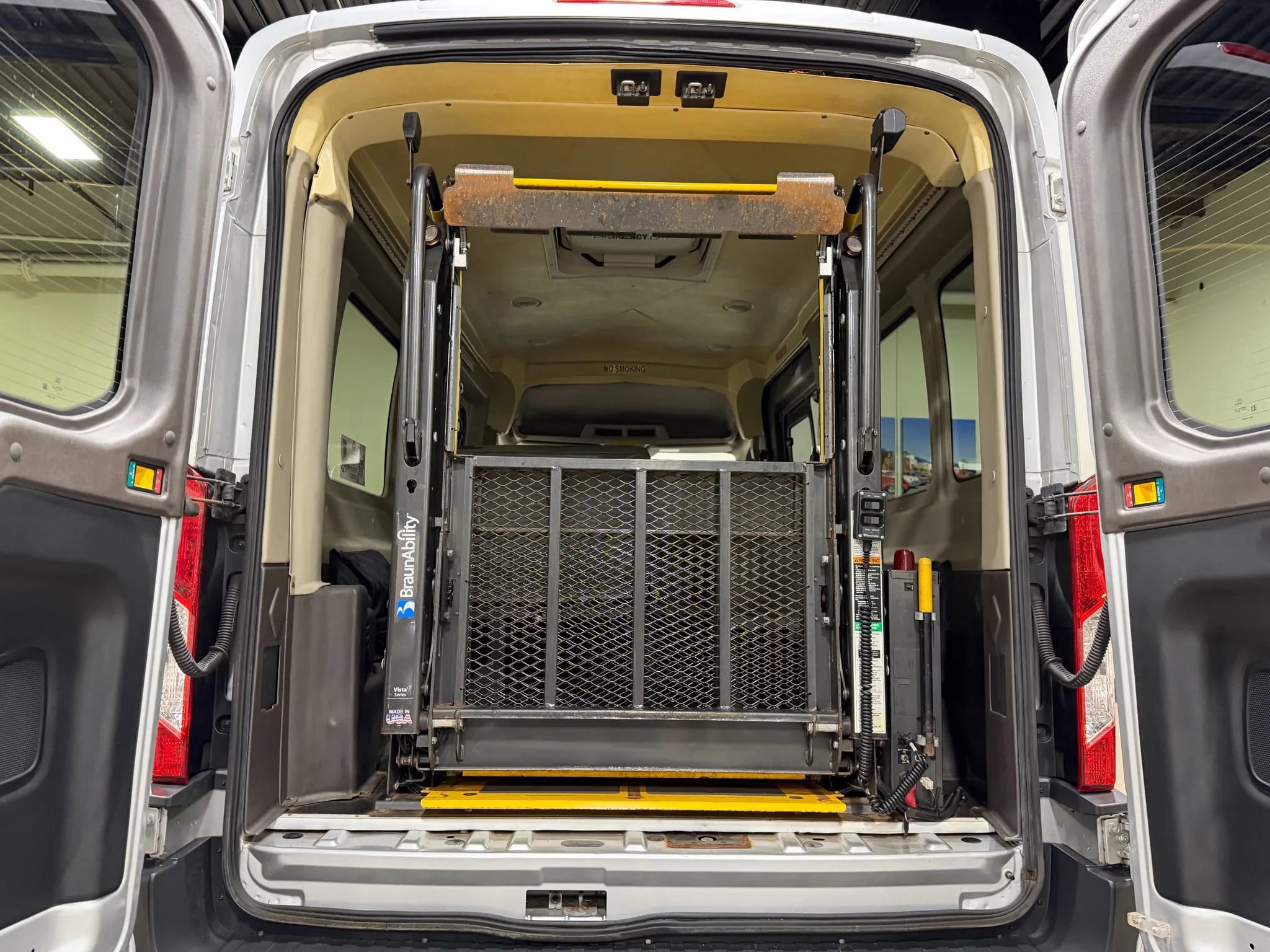 Used 2015 Ford Transit 250 148 Medium Roof RWD image 45