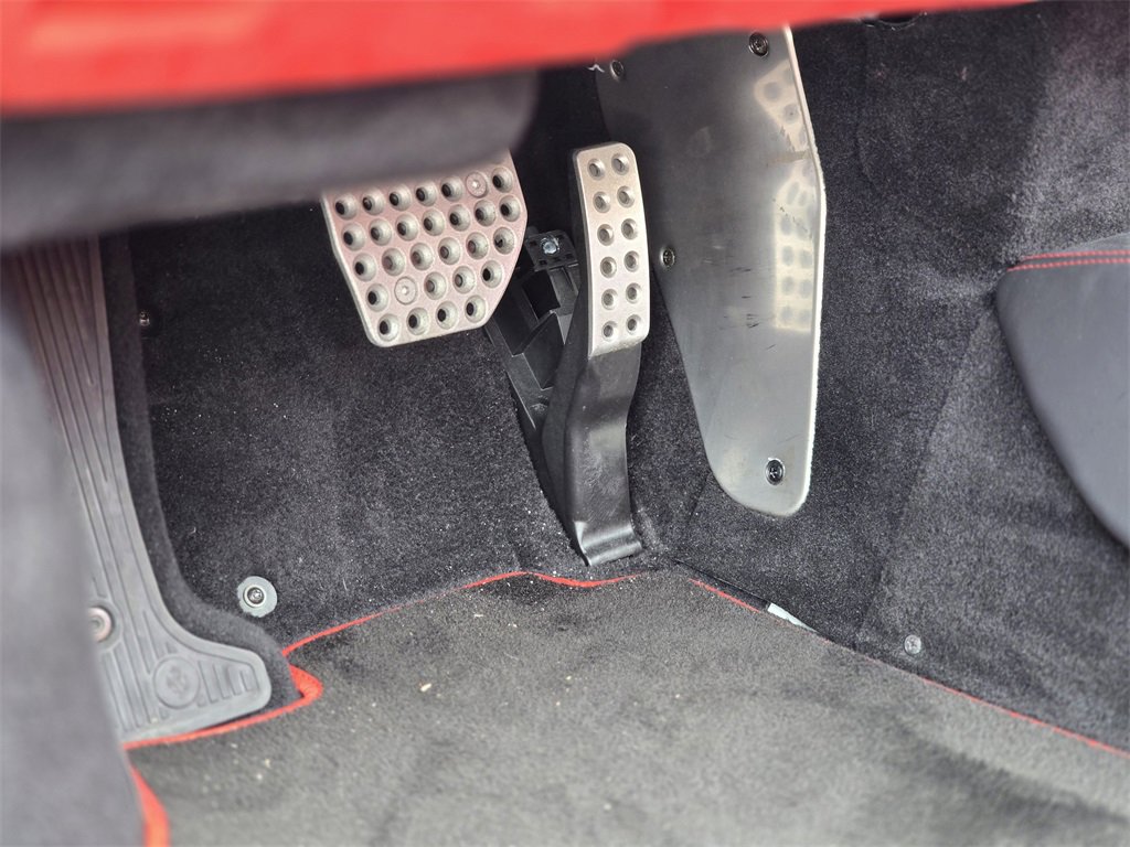 Used 2022 Ferrari F8 Tributo image 19