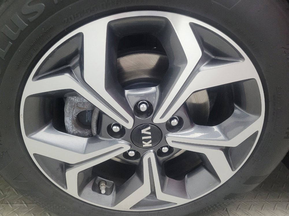 Used 2021 Kia Forte LXS FWD image 31