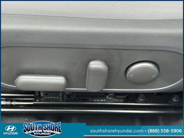 Certified 2025 Hyundai Kona SEL AWD/4WD image 21