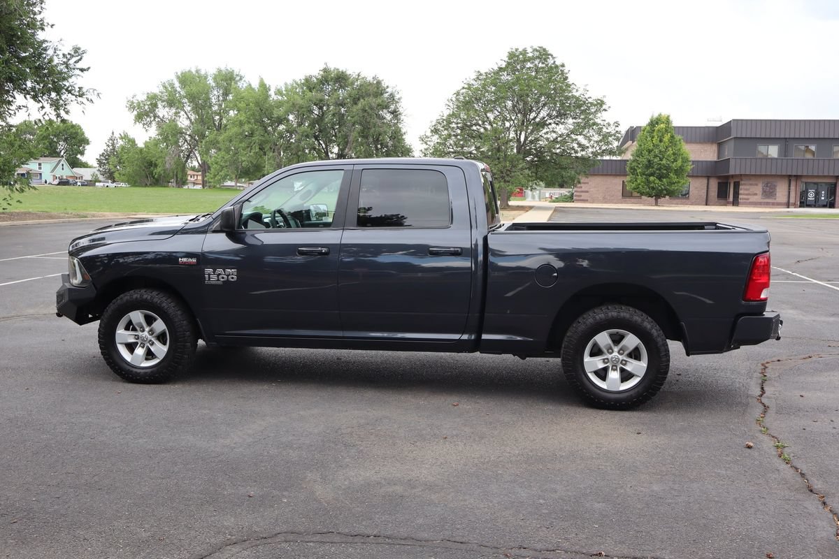Used 2020 RAM 1500 Classic SLT RWD image 9