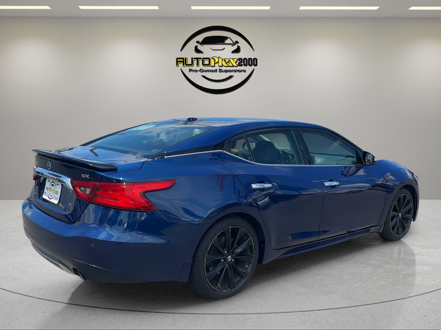 Used 2017 Nissan Maxima SR w/ Midnight Edition FWD image 7