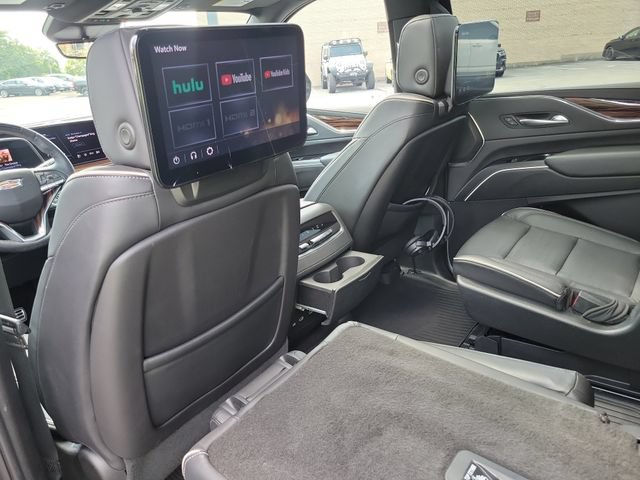 Certified 2023 Cadillac Escalade ESV Premium Luxury w/ LPO, Radiant Package AWD/4WD image 29