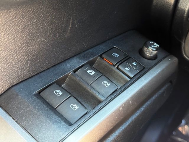 Used 2019 Toyota Tacoma SR5 image 10