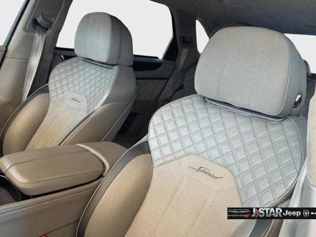 Used 2023 Bentley Bentayga Speed AWD/4WD image 11