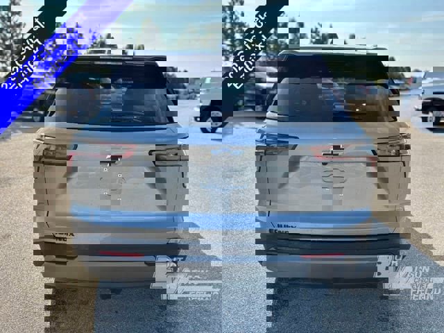 New 2026 Chevrolet Equinox LT w/ Convenience Package II image 4