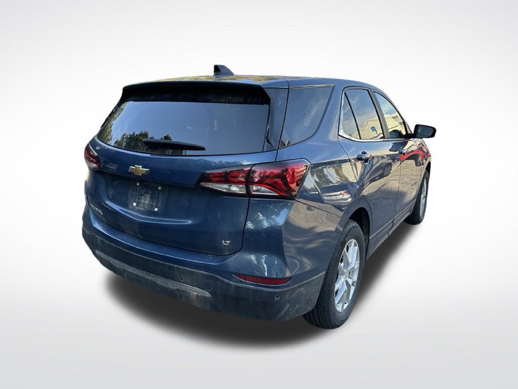 Used 2024 Chevrolet Equinox LT w/ LPO, Floor Liner Package FWD image 17