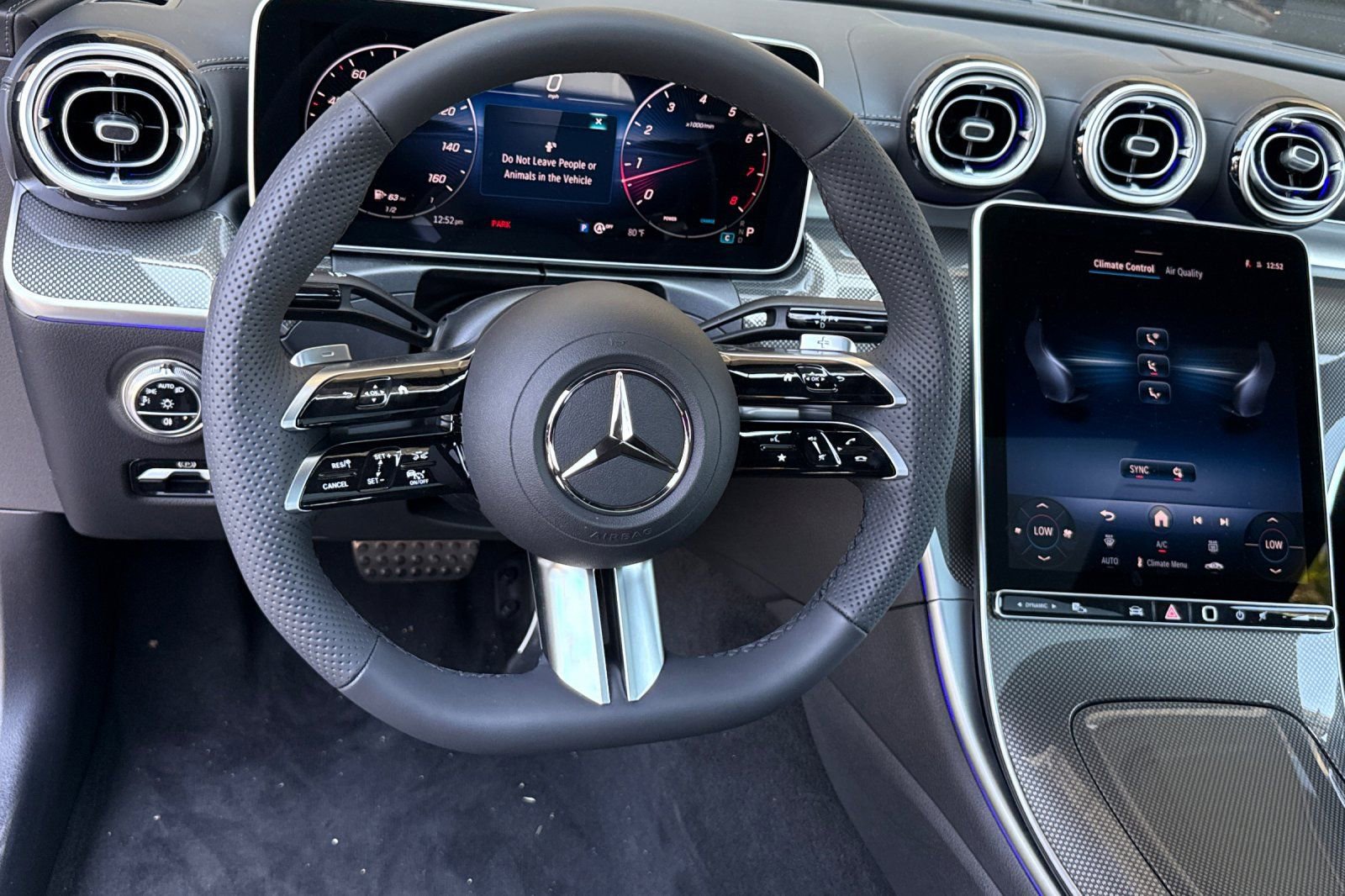 Used 2025 Mercedes-Benz CLE 300 4MATIC Coupe image 12