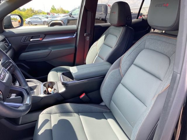 Used 2026 GMC Terrain AT4 w/ Convenience Package III AWD/4WD image 15