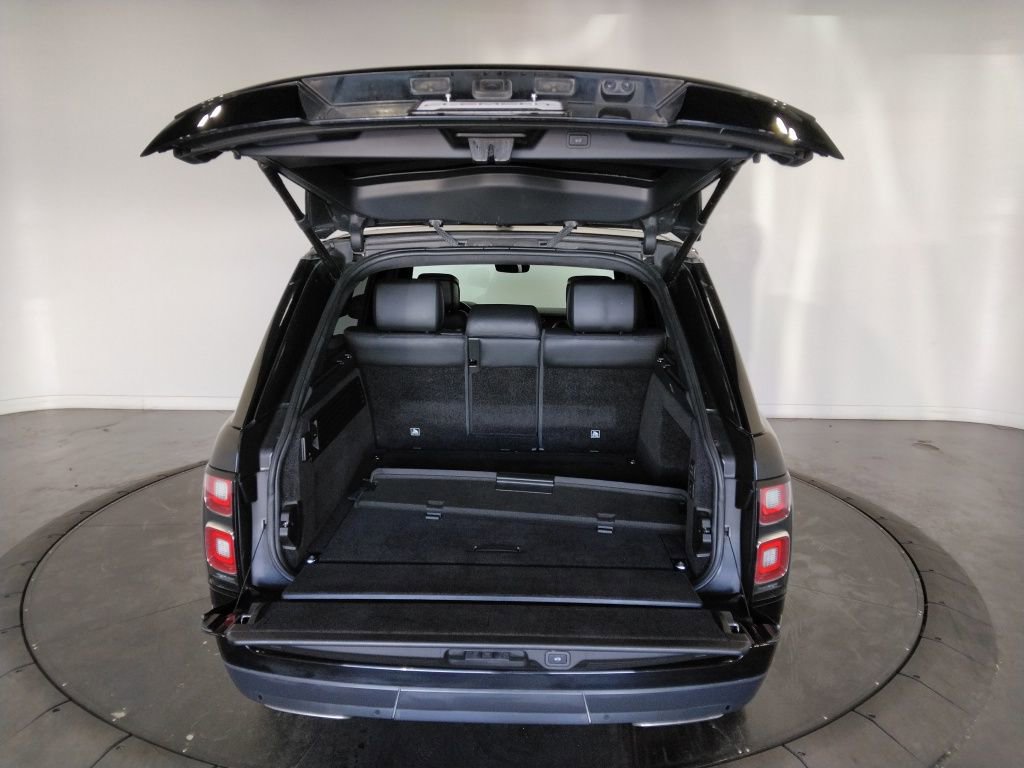 Used 2020 Land Rover Range Rover Long Wheelbase HSE image 9