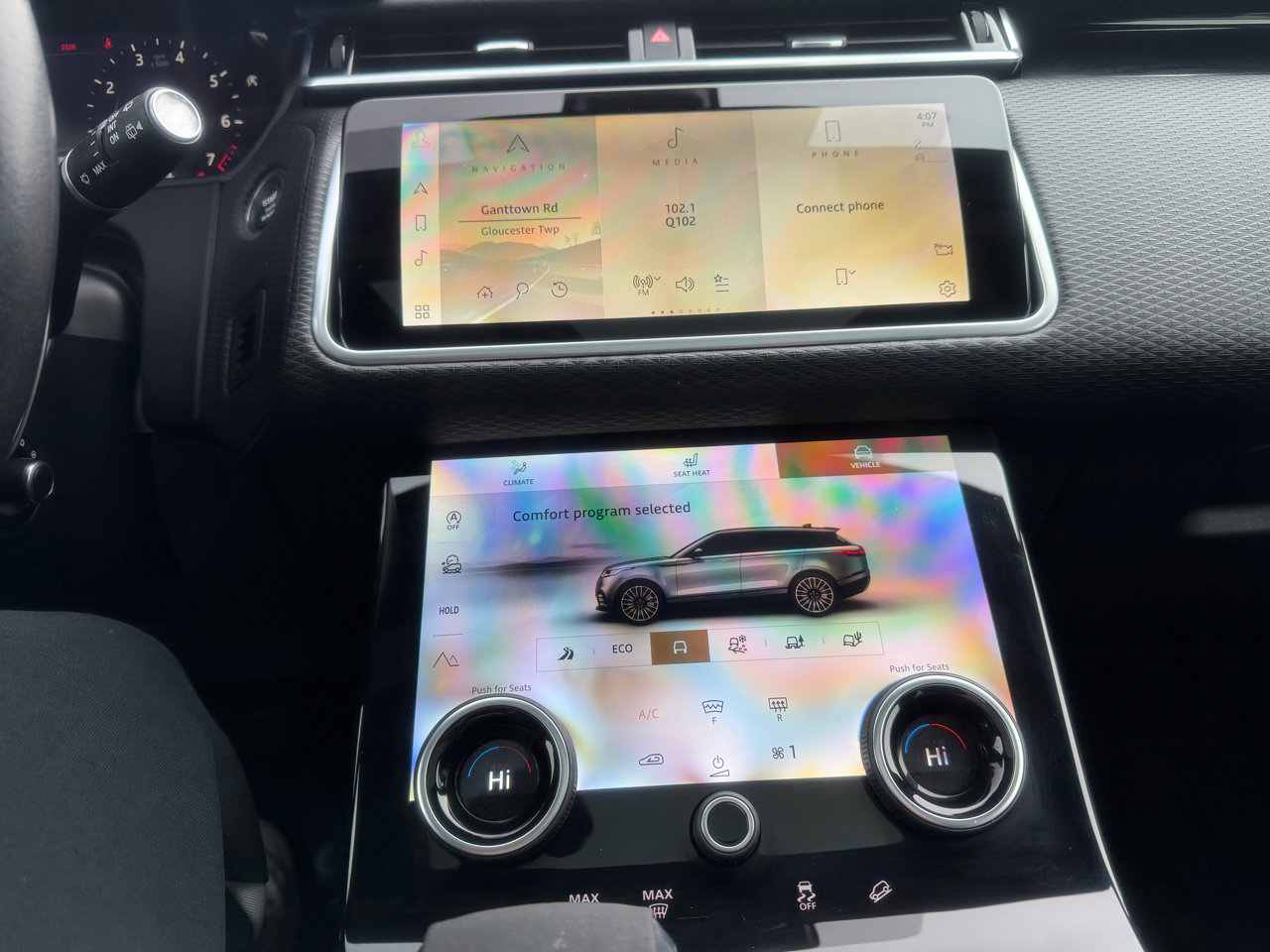 Used 2023 Land Rover Range Rover Velar S image 17