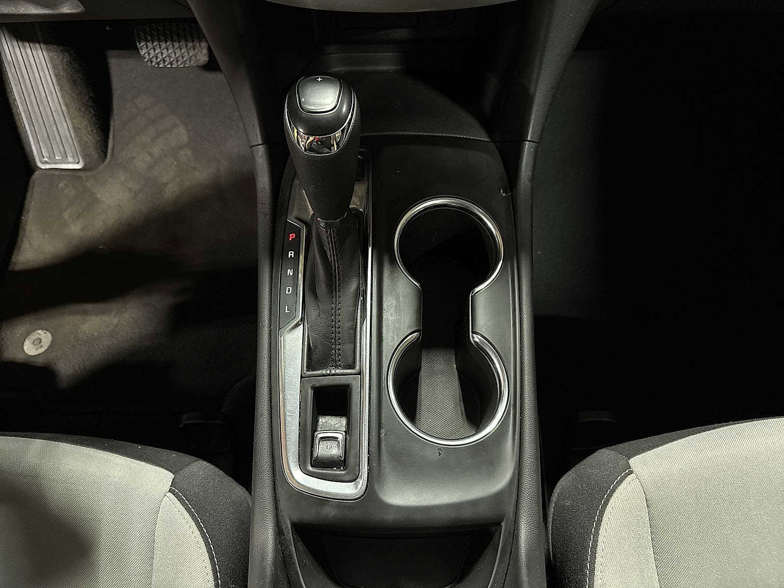 Used 2021 Chevrolet Equinox LS AWD/4WD image 29