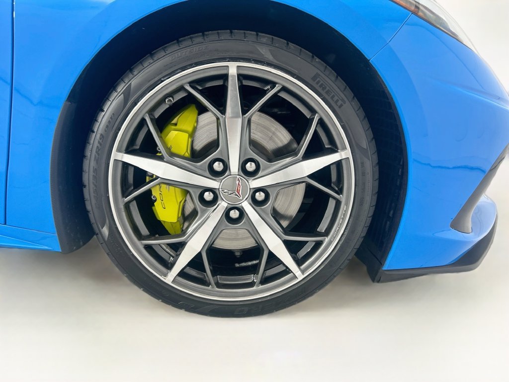Used 2022 Chevrolet Corvette Stingray Premium Cpe w/ Z51 Performance Package RWD image 26