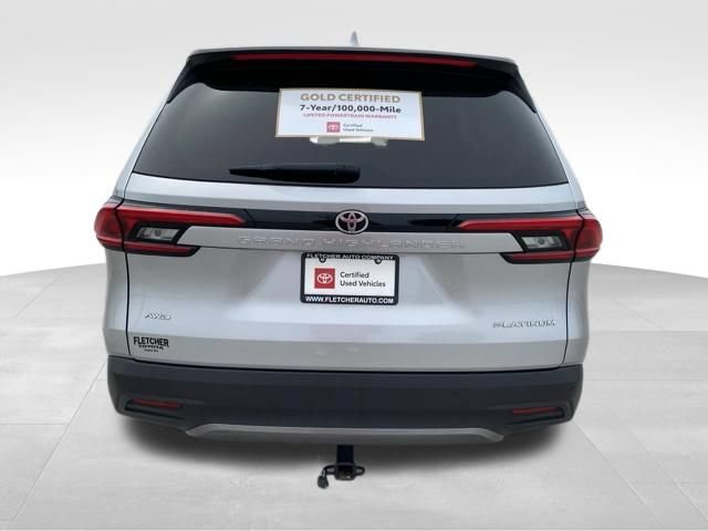 Certified 2024 Toyota Grand Highlander AWD image 3