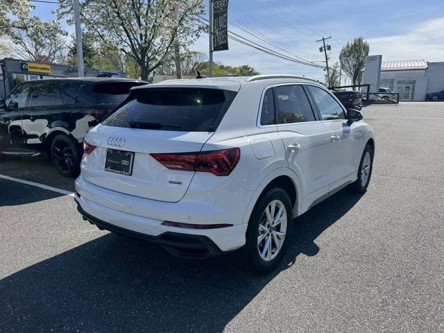 Certified 2023 Audi Q3 2.0T Premium w/ Convenience Package AWD/4WD image 5